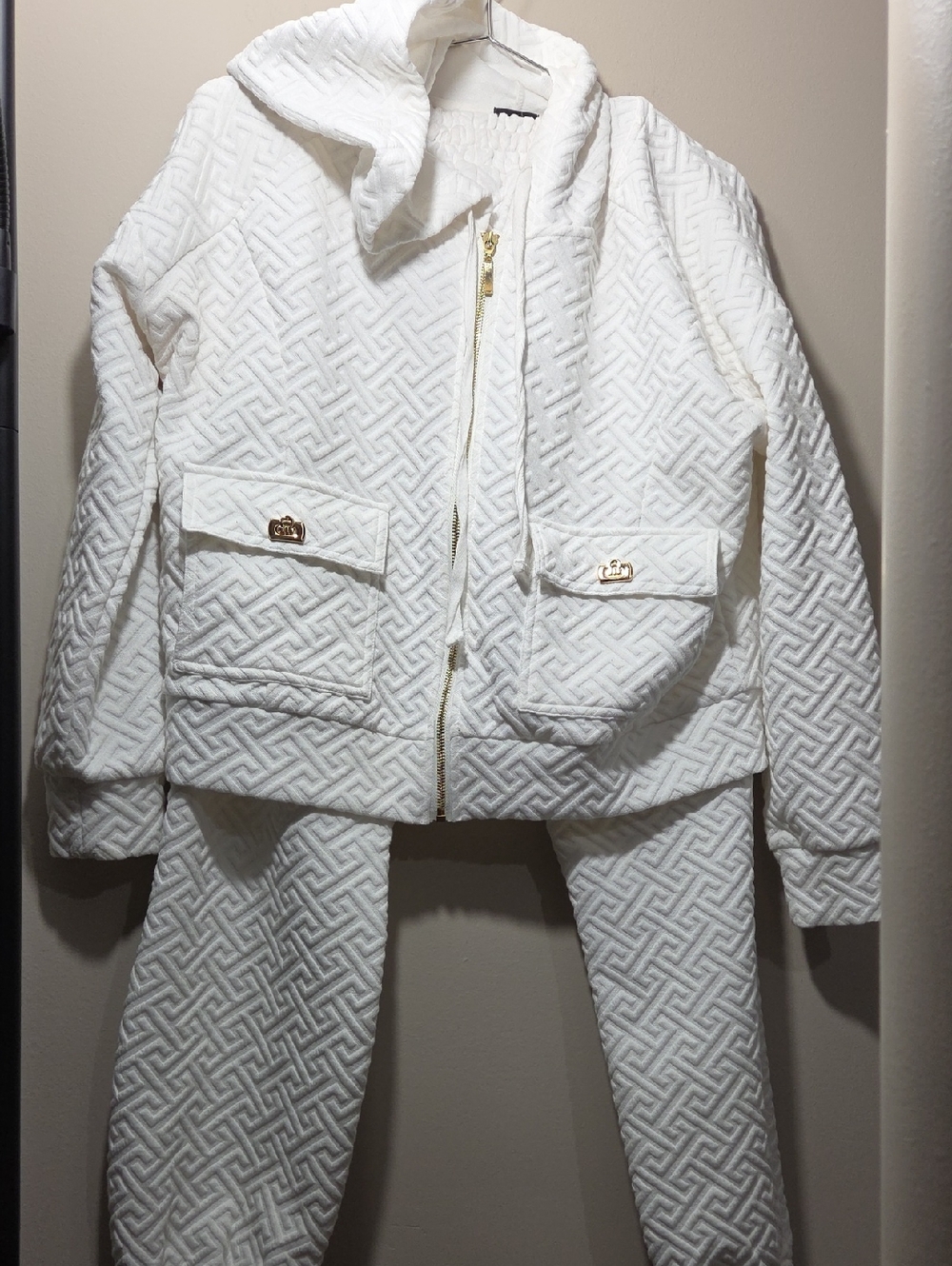 Coco + Carmen White Quilted Jacket and Pants Set